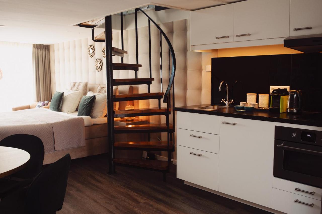 City Attic Haarlem Bagian luar foto